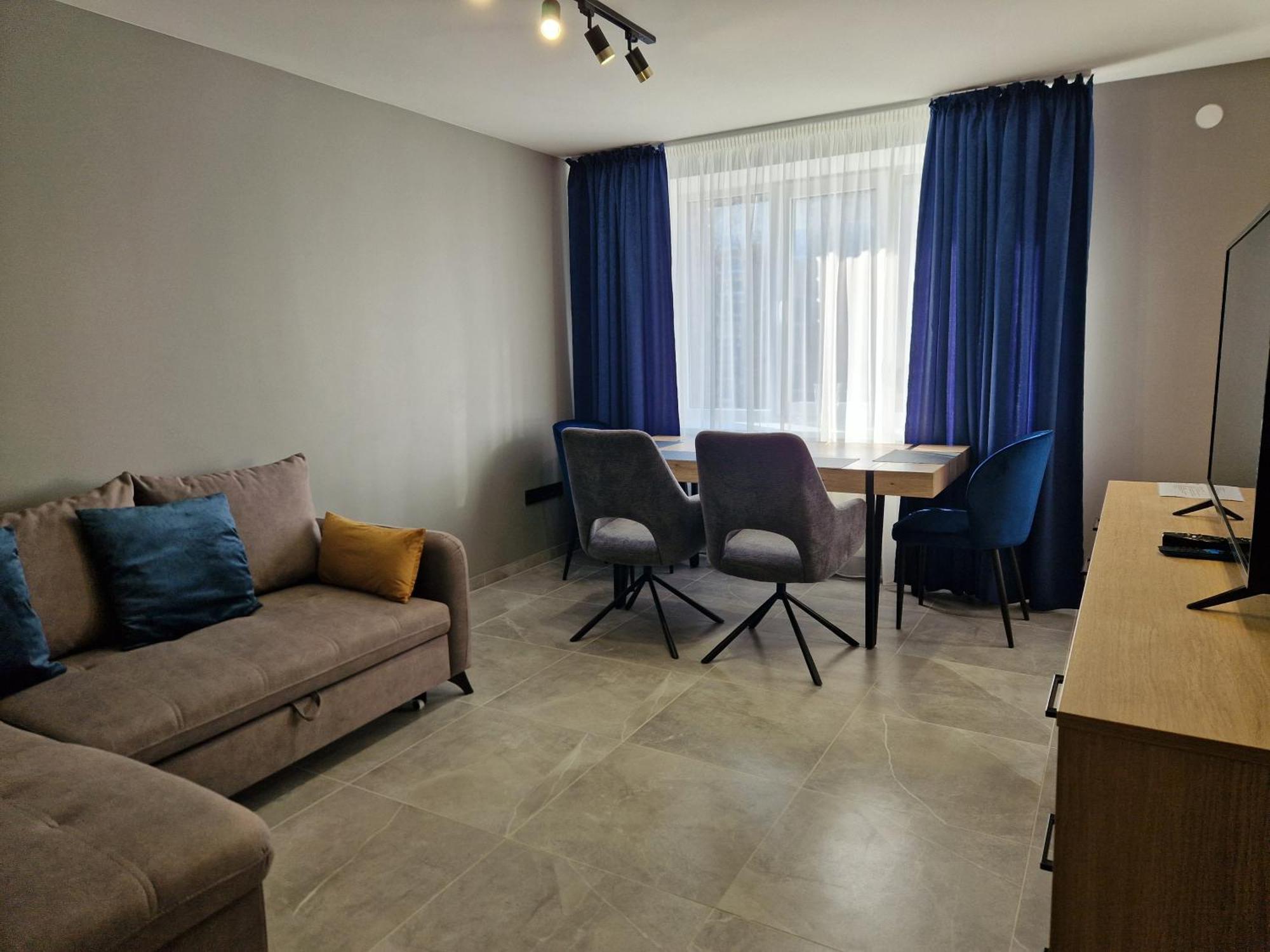 Vin Service Atbrivosanas Alley 119 Rezekne Ngoại thất bức ảnh